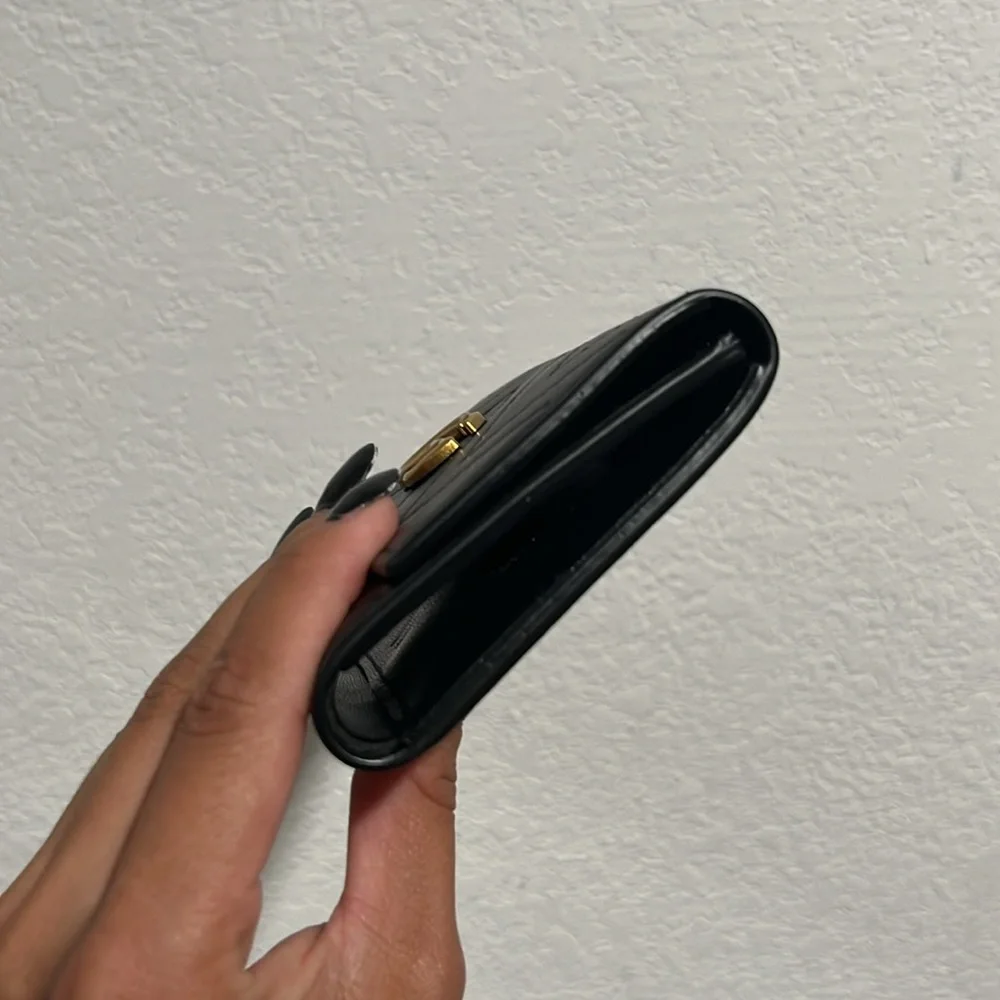 Designer wallet - Picture 3 of 10